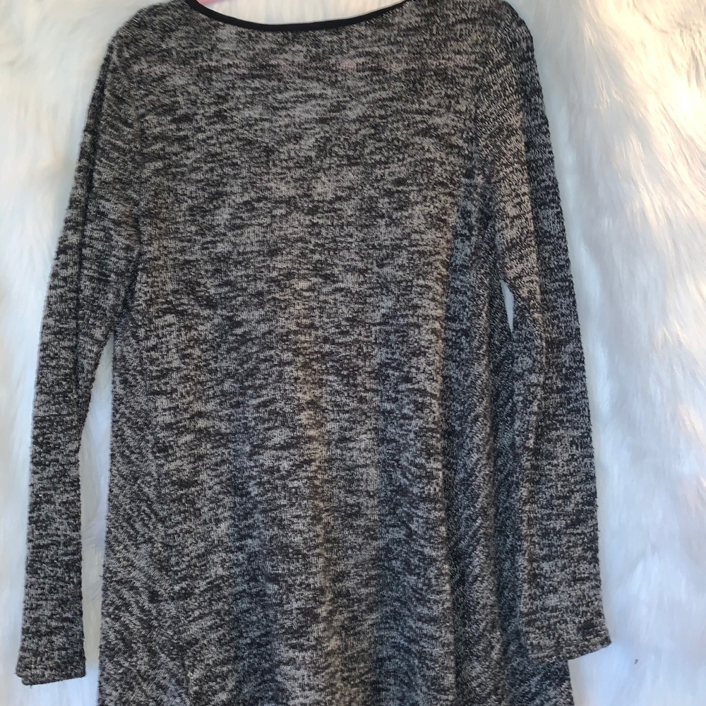 Sweater - Picture 3 of 3